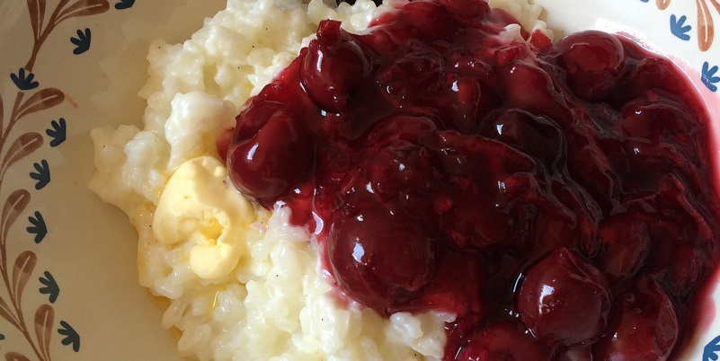 Milchreis mit Apfel-Kirschgrütze