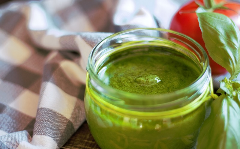 4 Zutaten für ein Pesto verde, das dich träumen lässt – linolsäurearm!